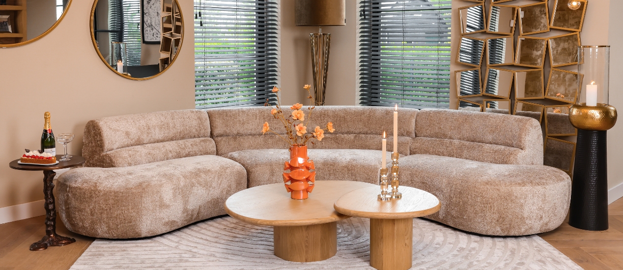 Warme kleuren voor de herfst: zo geef je je interieur meer diepte
